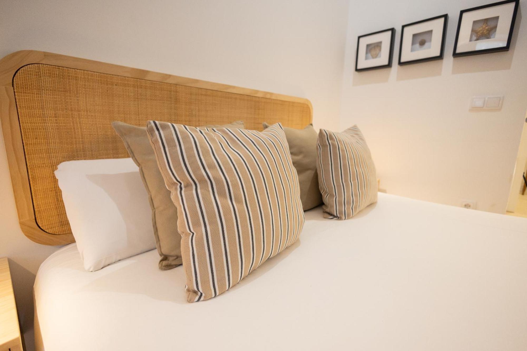 Florit Flats - The Pitiusas Rooms Valencia Exterior foto